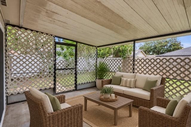 Screened patio virtually screened - 711 THISTLE PL, WINTER SPRINGS