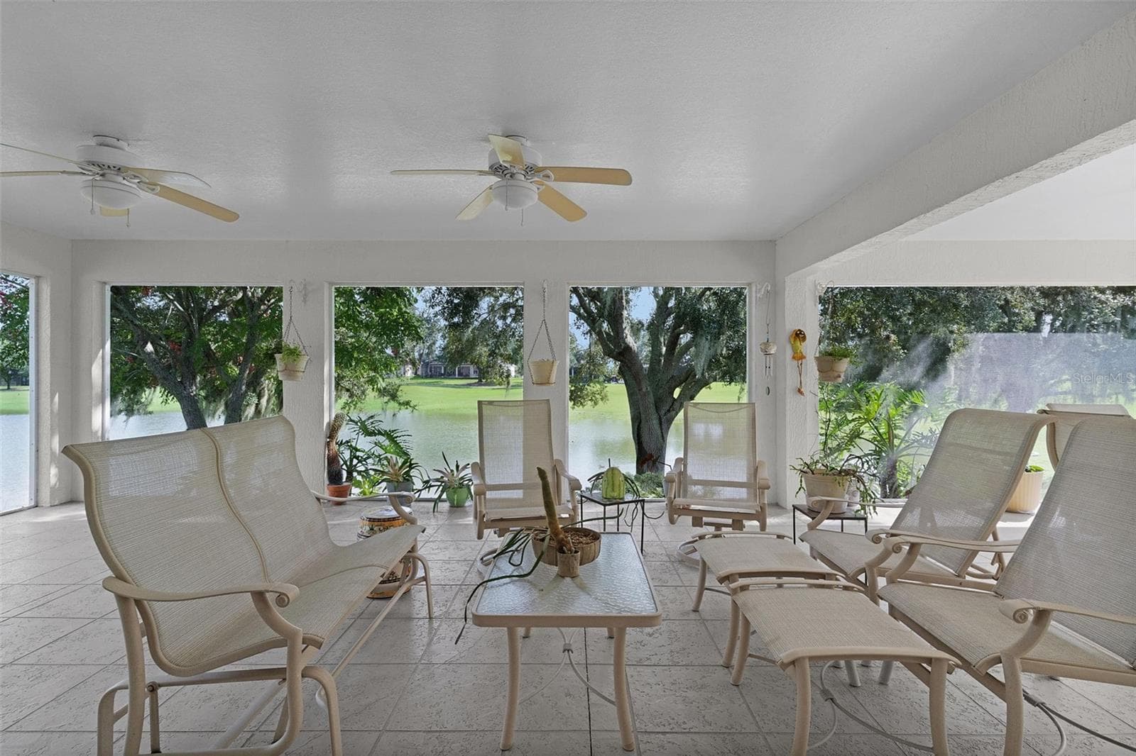 Single Family Residence at 7108 SE 172ND HAZELWOOD LOOP, THE VILLAGES, photo 4 of 41