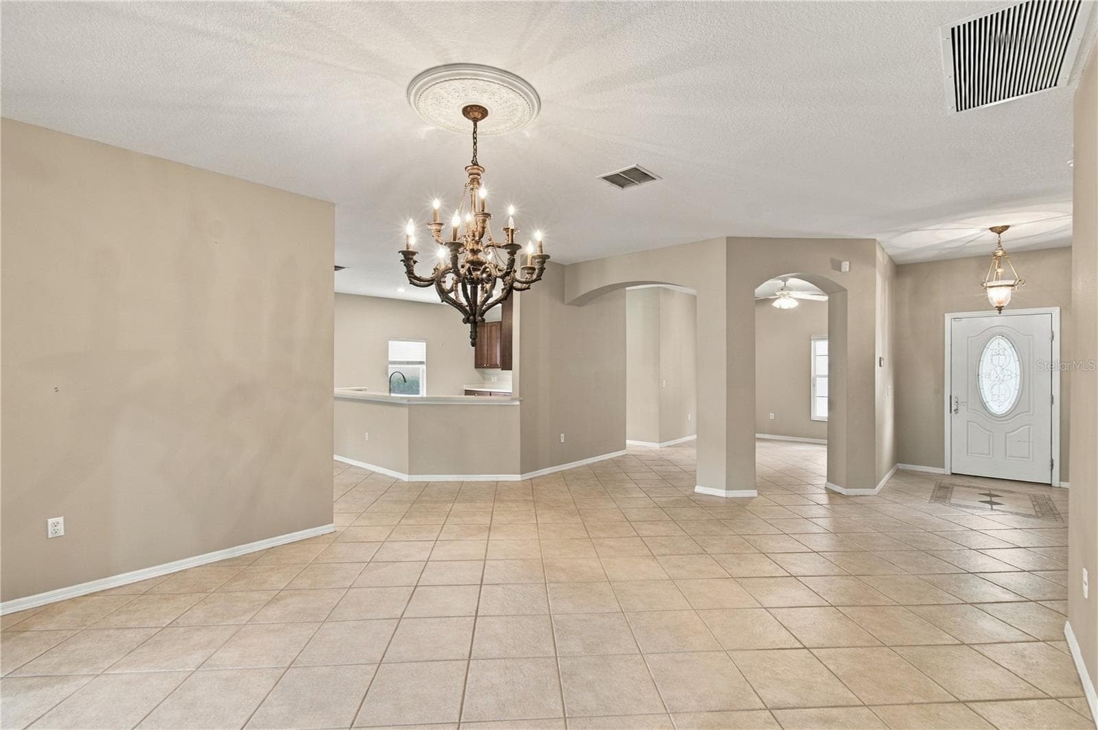 Single Family Residence at 352 HAMRICK DR, POINCIANA, photo 7 of 76