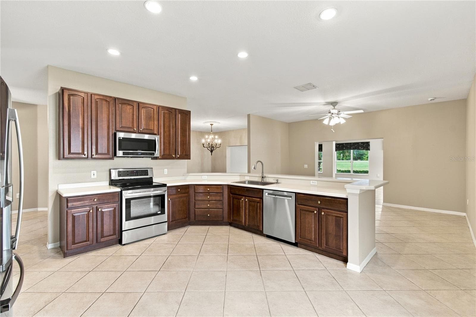 Stainless Steel Appliances - 352 HAMRICK DR, POINCIANA