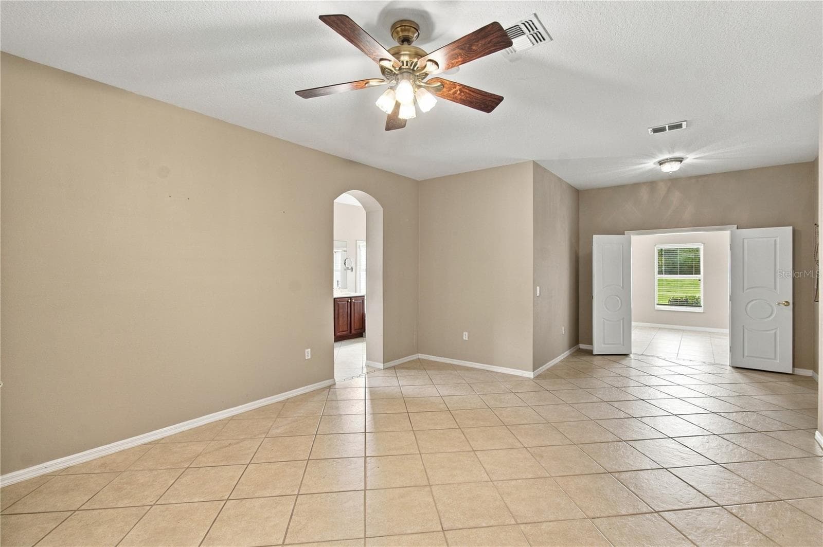 Primary Suite - 352 HAMRICK DR, POINCIANA