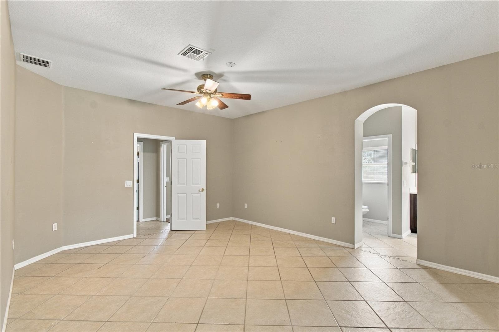 Single Family Residence at 352 HAMRICK DR, POINCIANA, photo 29 of 76