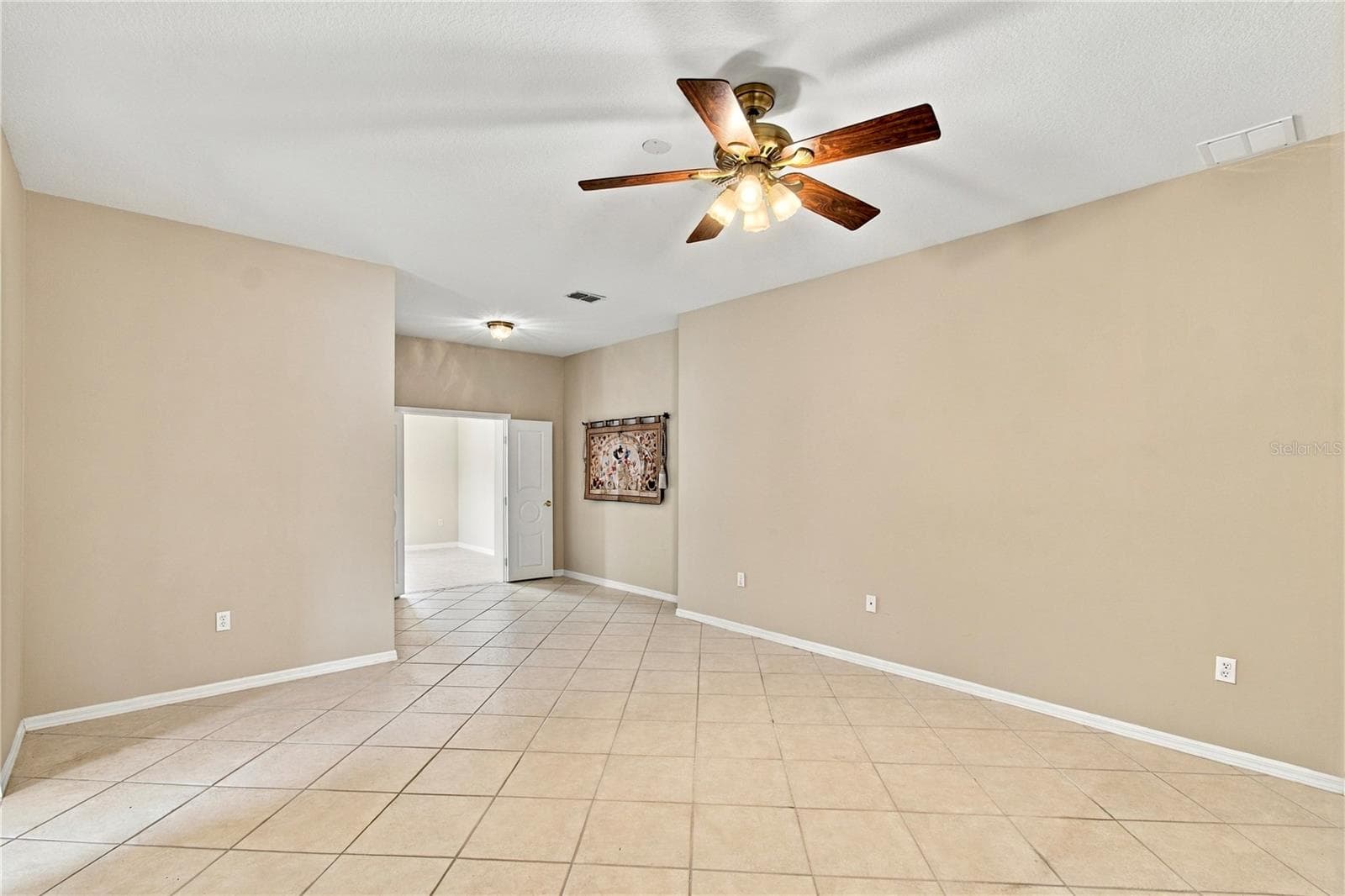 Primary Suite - 352 HAMRICK DR, POINCIANA
