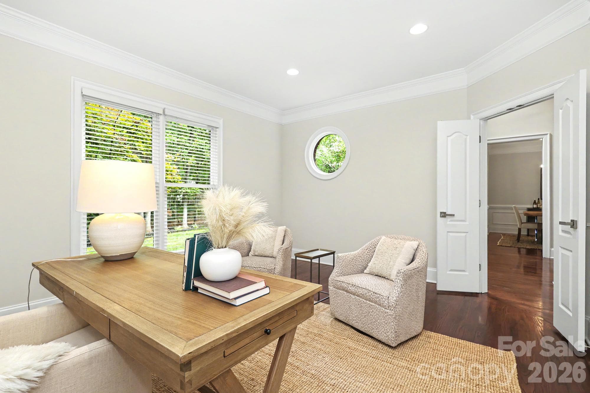 Single Family Residence at 4320 Town And Country Drive, Charlotte, photo 7 of 47