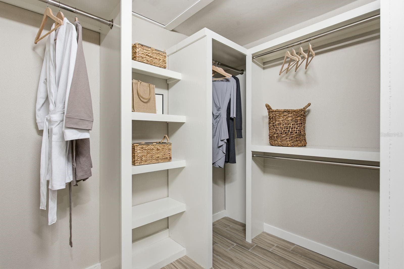 Primary Closet - 4811 BAYSHORE BLVD #303, TAMPA