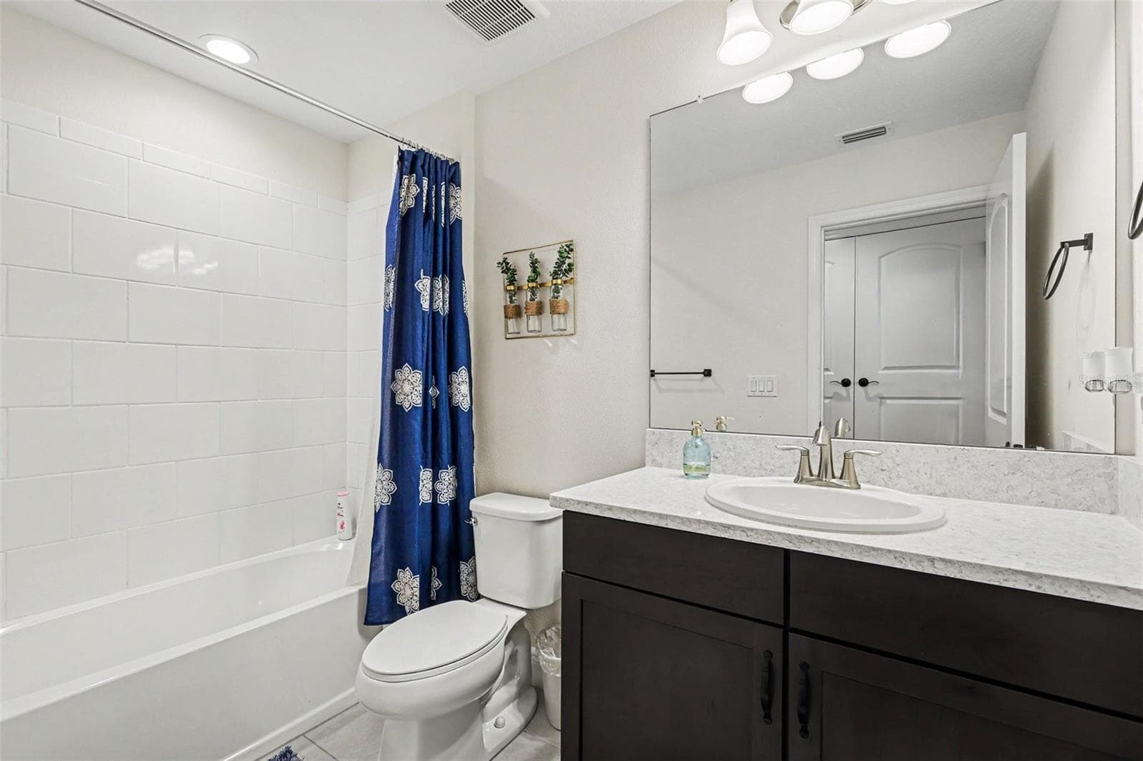 Single Family Residence at 7612 PARADISO DR, APOLLO BEACH, photo 21 of 38