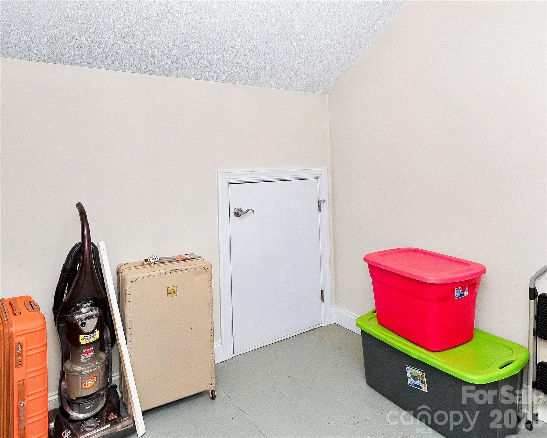 Townhouse at 64 Fox Briar Drive, Fletcher, photo 30 of 45