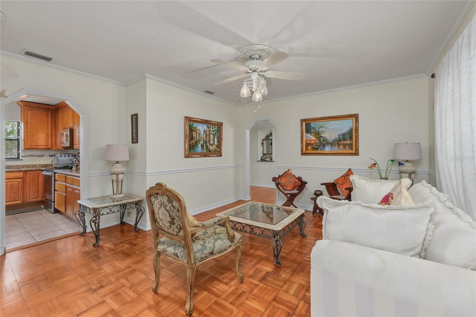 Single Family Residence at 3408 W SAN LUIS ST, TAMPA, photo 6 of 43