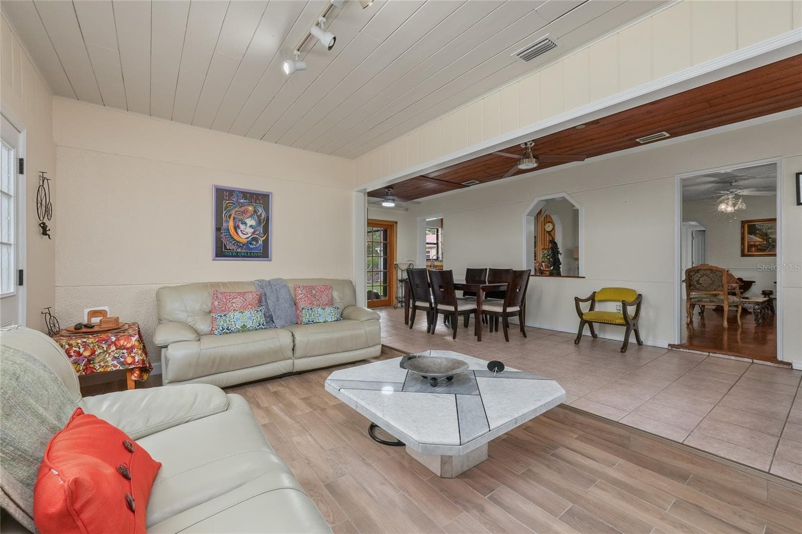 Single Family Residence at 3408 W SAN LUIS ST, TAMPA, photo 10 of 43