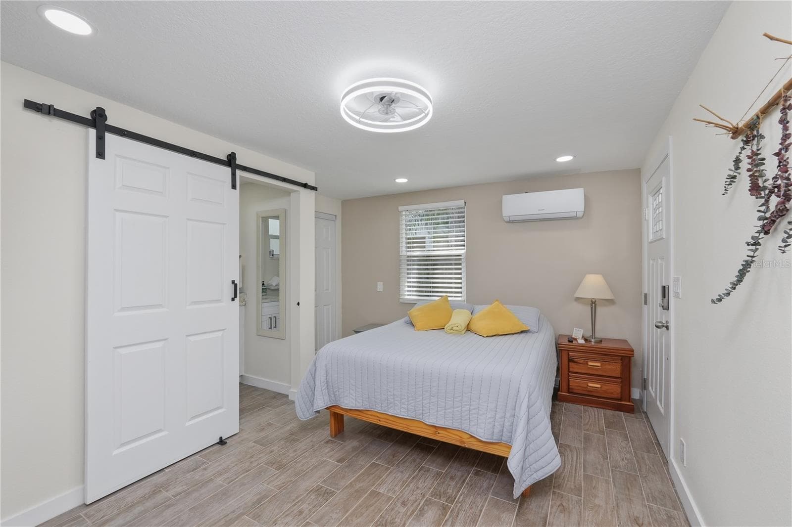 Single Family Residence at 3408 W SAN LUIS ST, TAMPA, photo 34 of 43