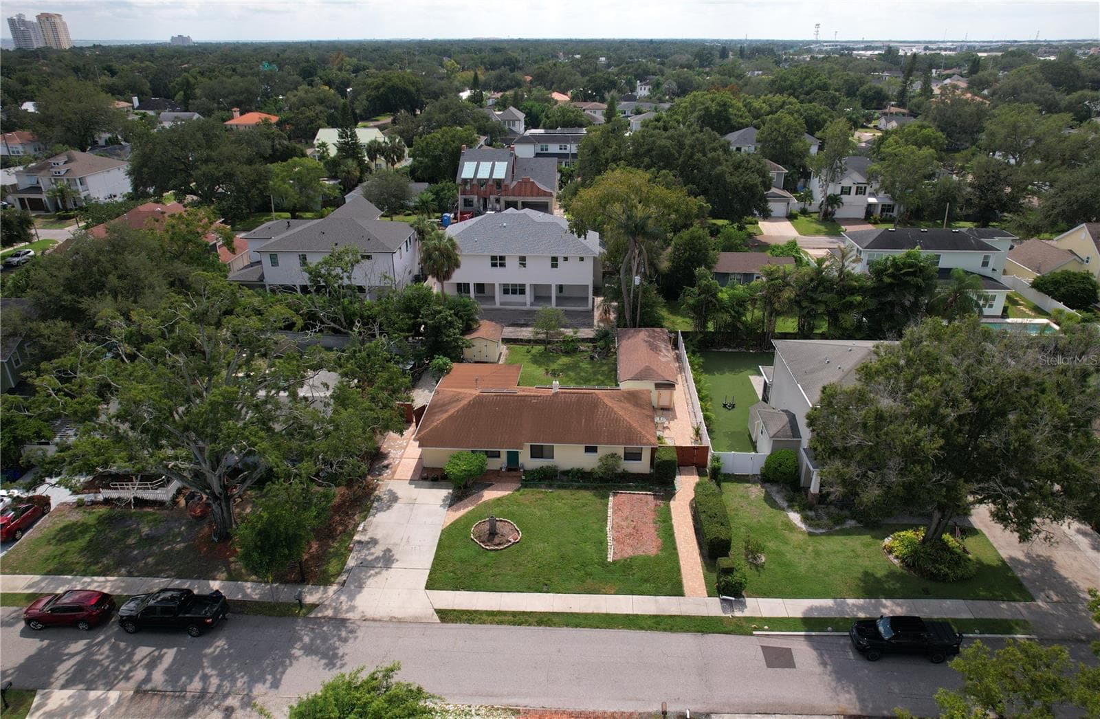 Single Family Residence at 3408 W SAN LUIS ST, TAMPA, photo 41 of 43