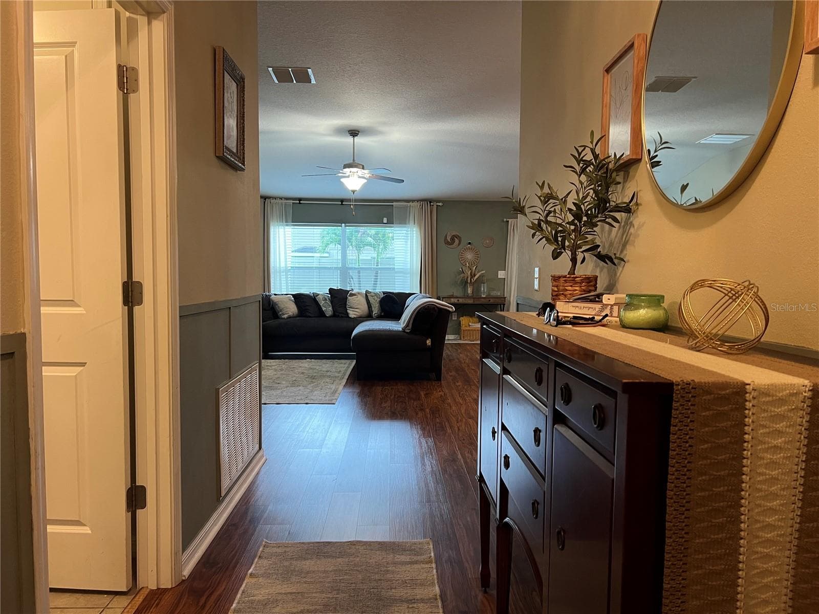 Single Family Residence at 4908 BABBLING BROOK LN, WIMAUMA, photo 6 of 32