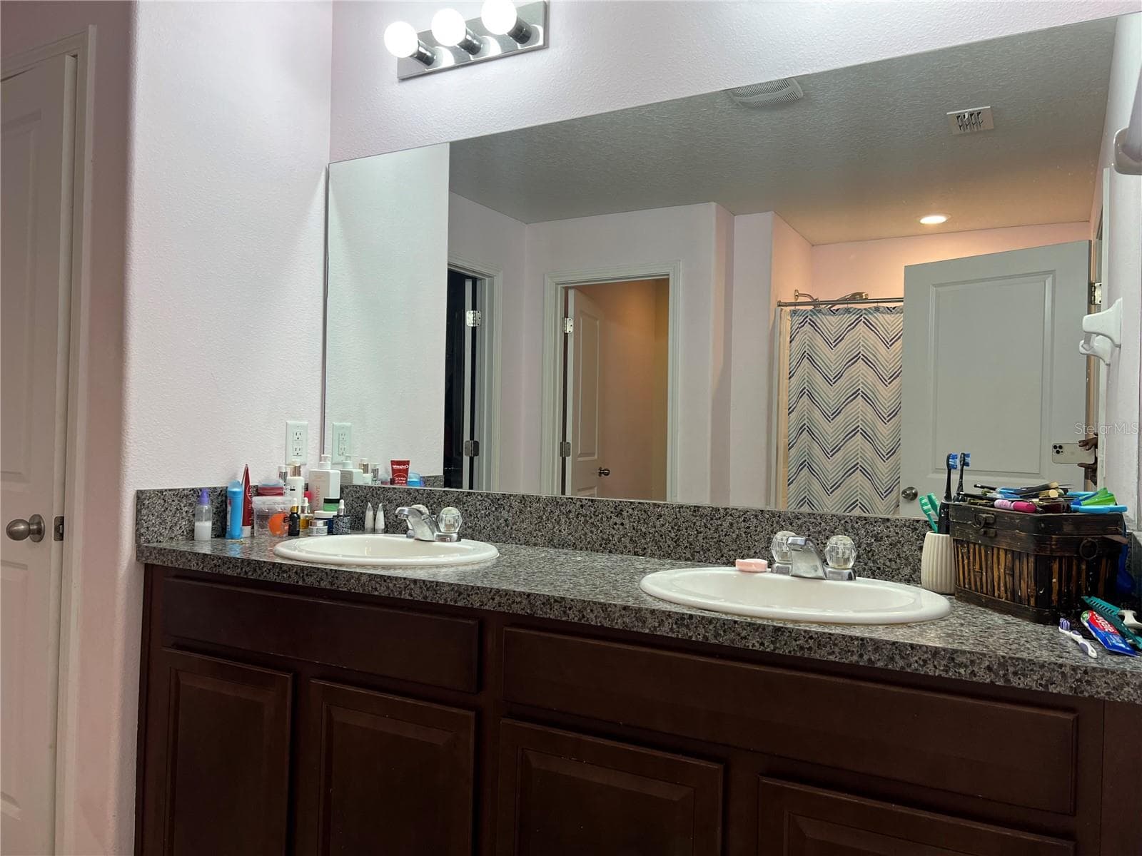 Single Family Residence at 4908 BABBLING BROOK LN, WIMAUMA, photo 13 of 32