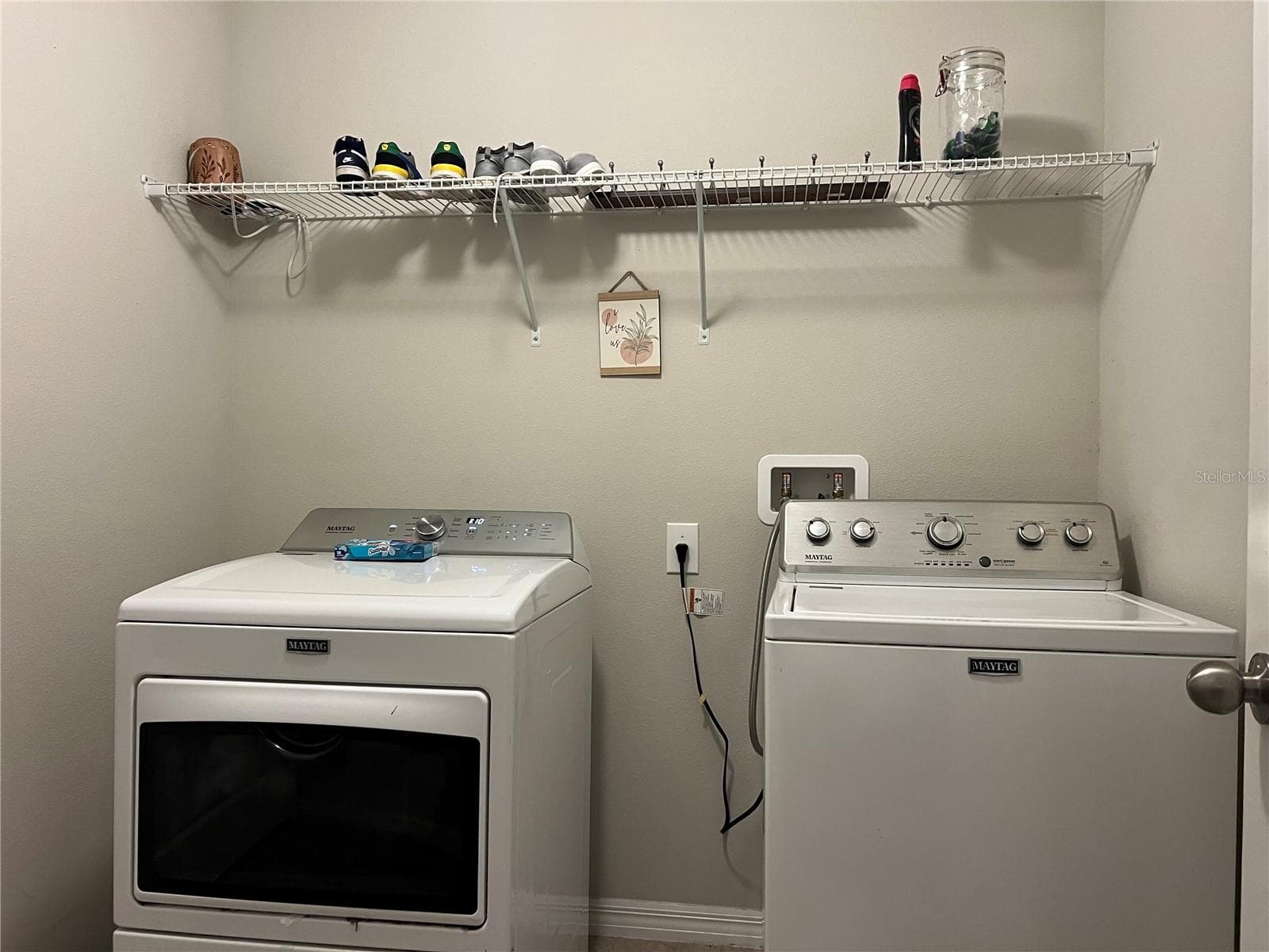 Laundry room - 4908 BABBLING BROOK LN, WIMAUMA
