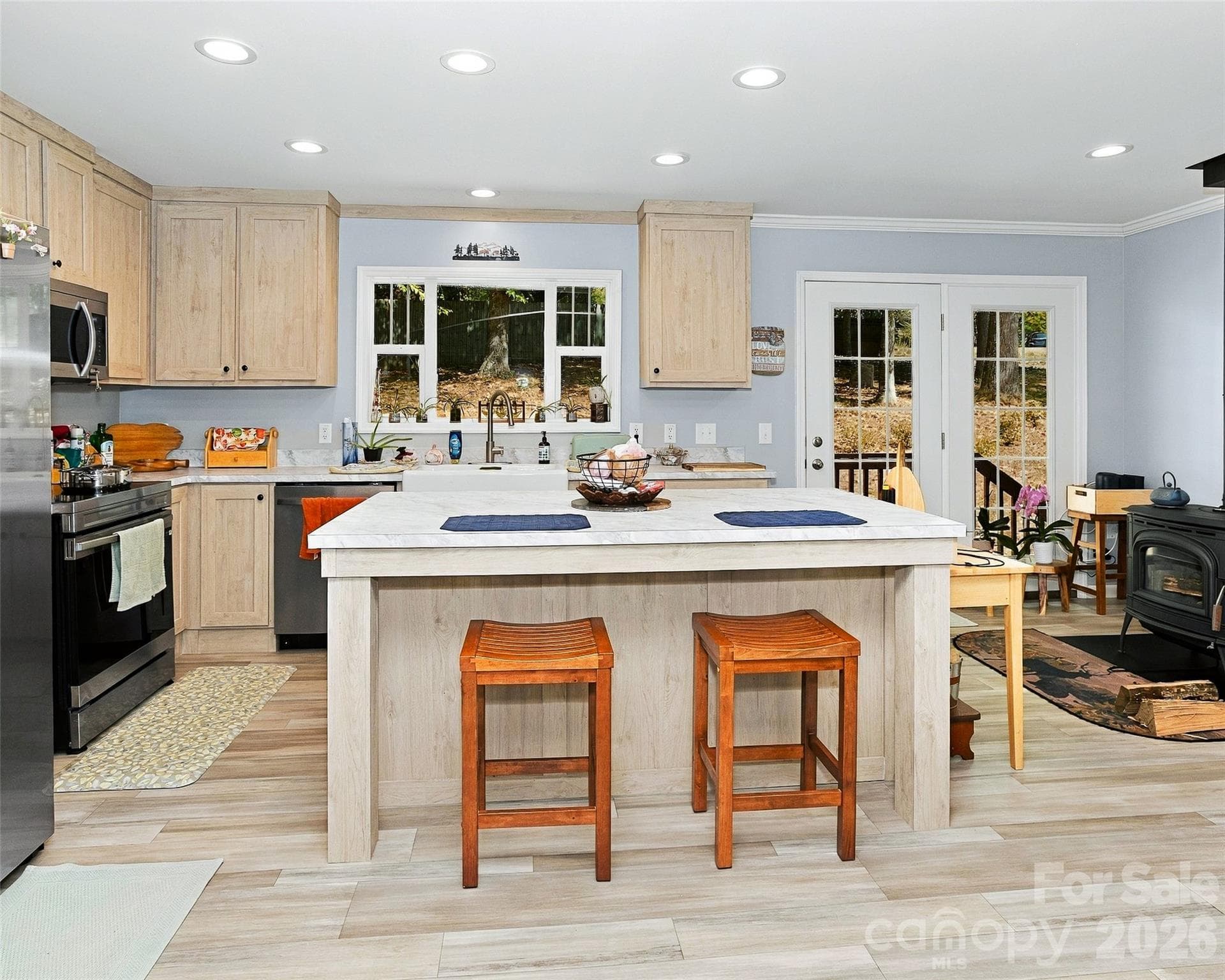 Single Family Residence at 203 Beaverdam Loop Road, Candler, photo 10 of 47
