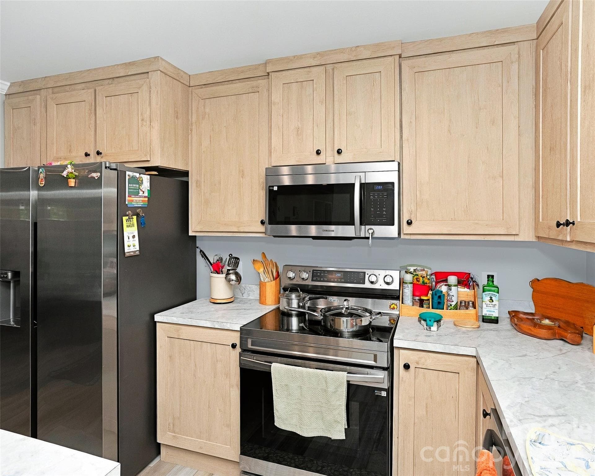 Single Family Residence at 203 Beaverdam Loop Road, Candler, photo 14 of 47