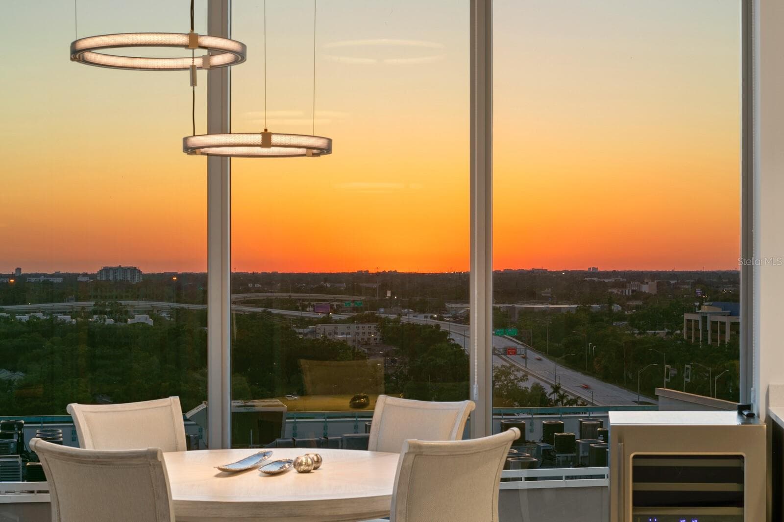 Sunset views - 777 3RD AVE N #1408, ST PETERSBURG