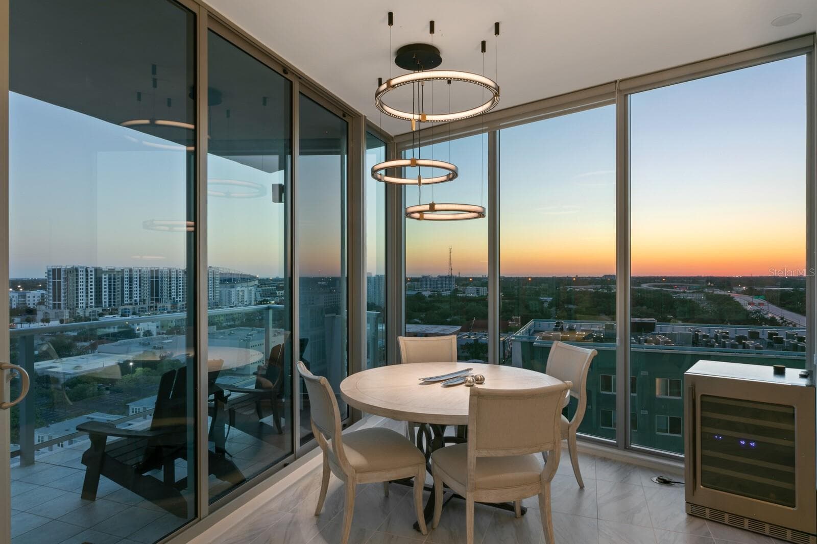 Condominium at 777 3RD AVE N #1408, ST PETERSBURG, photo 20 of 62