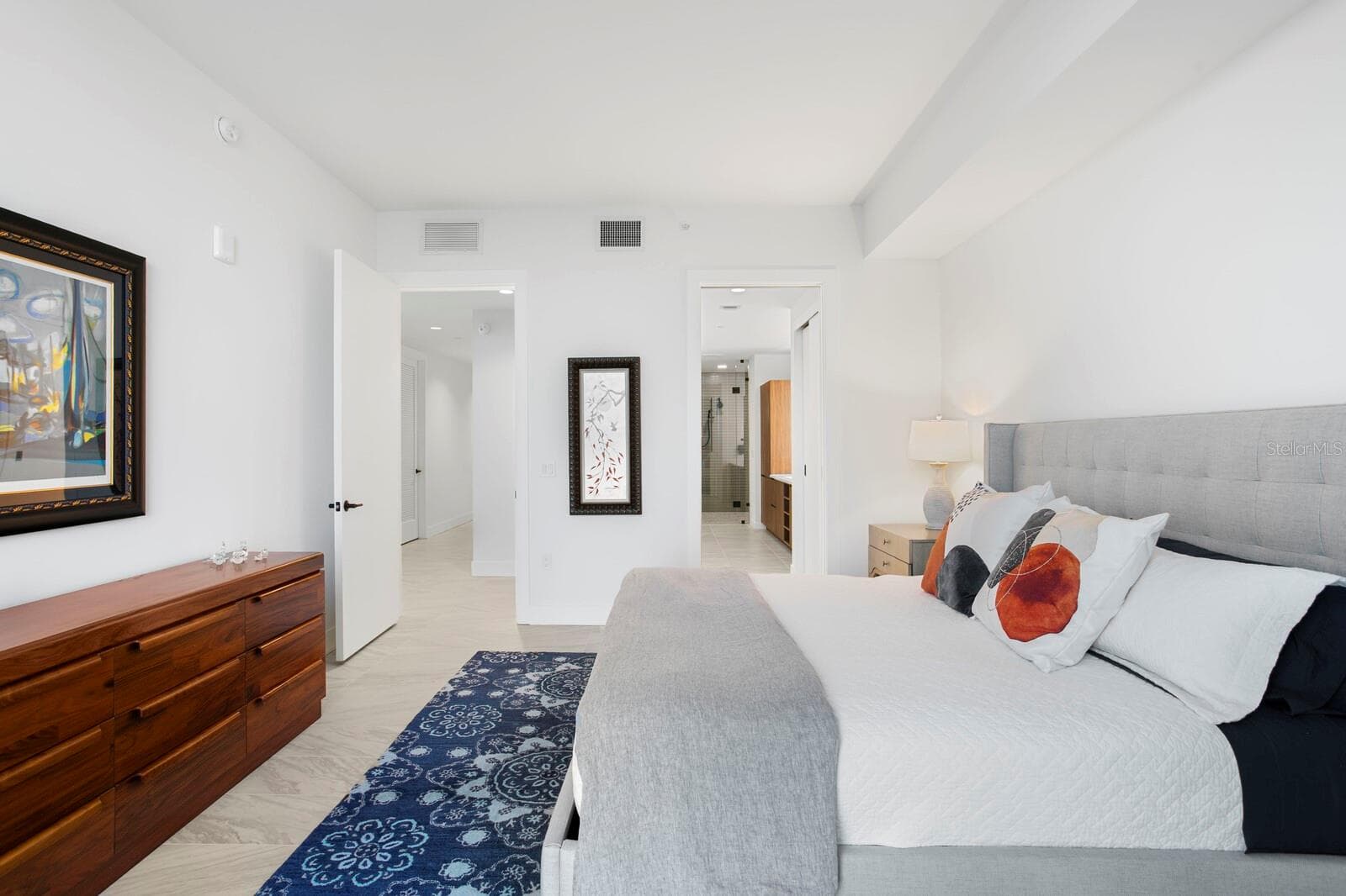 Condominium at 777 3RD AVE N #1408, ST PETERSBURG, photo 30 of 62