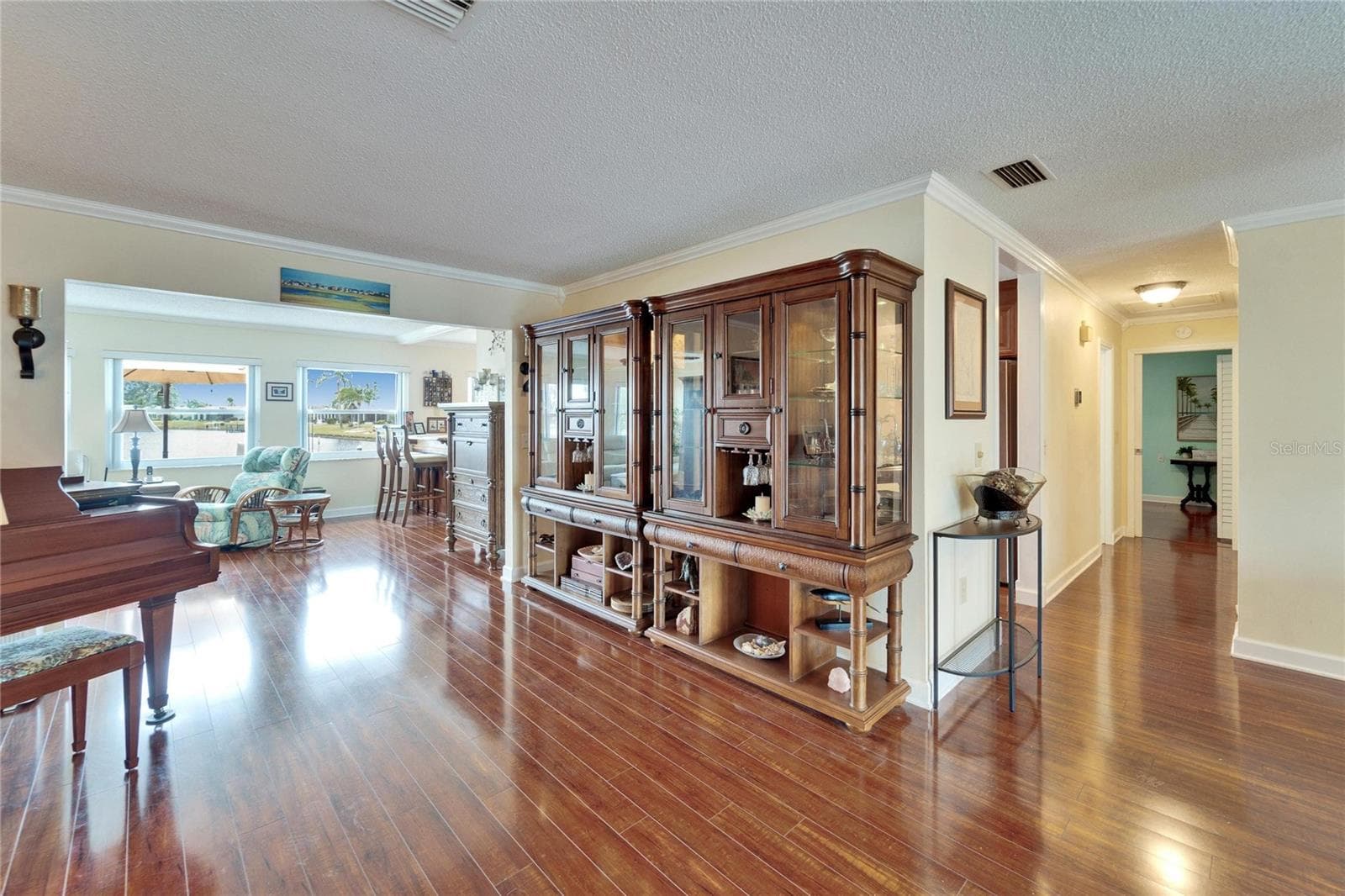 Single Family Residence at 1710 NEW BEDFORD DR, SUN CITY CENTER, photo 8 of 69
