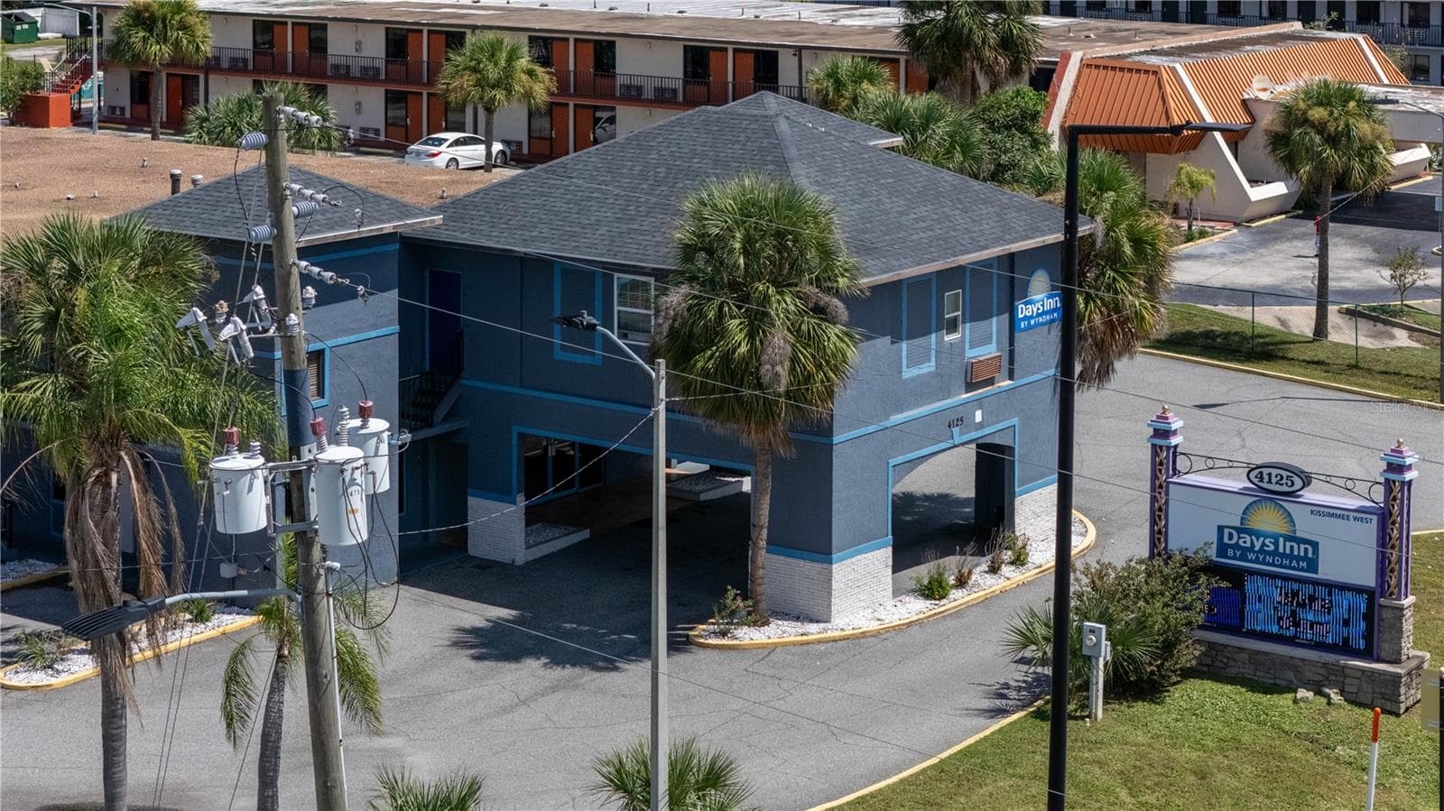 Hotel/Motel at 4125 W VINE ST, KISSIMMEE, photo 2 of 35