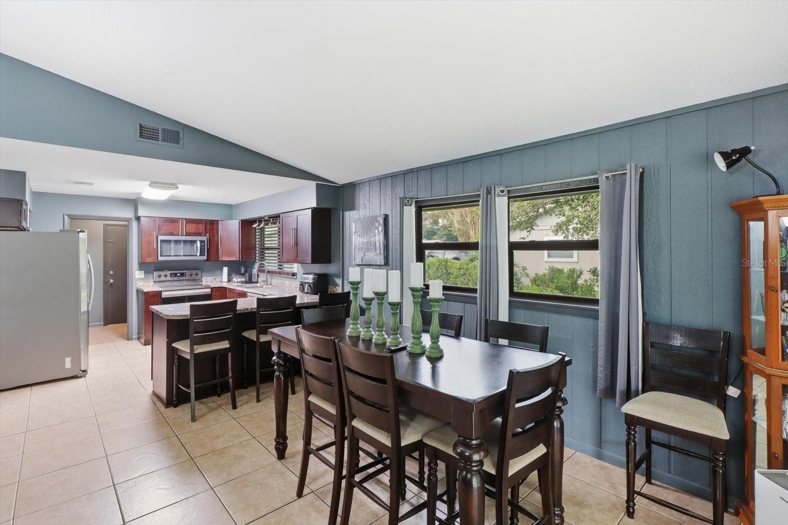 Single Family Residence at 2141 NE 9TH ST, OCALA, photo 11 of 47