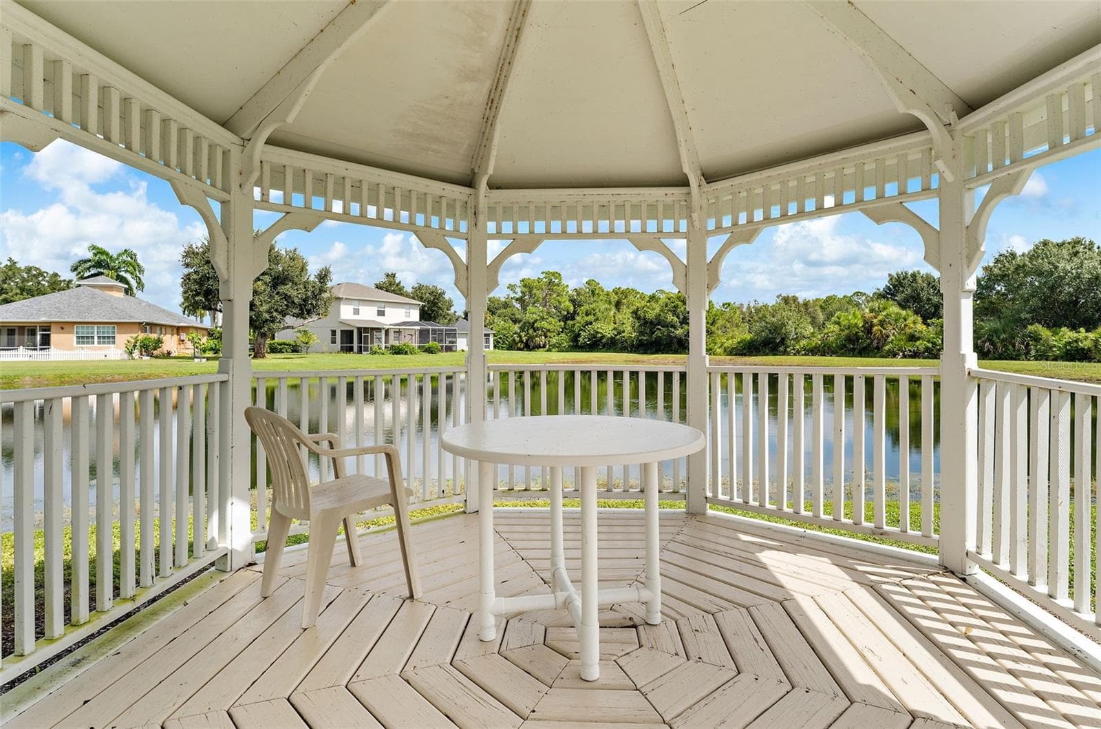 Park Gazebo - 2491 COTTONWOOD LN, NORTH PORT