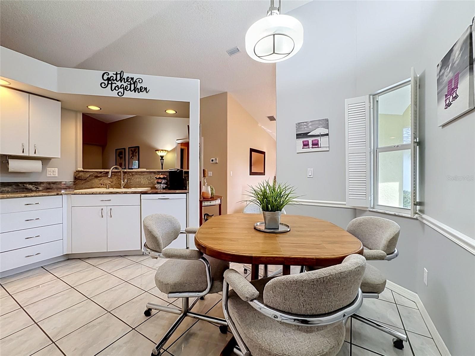 Kitchen - 4547 FERN DR, BRADENTON
