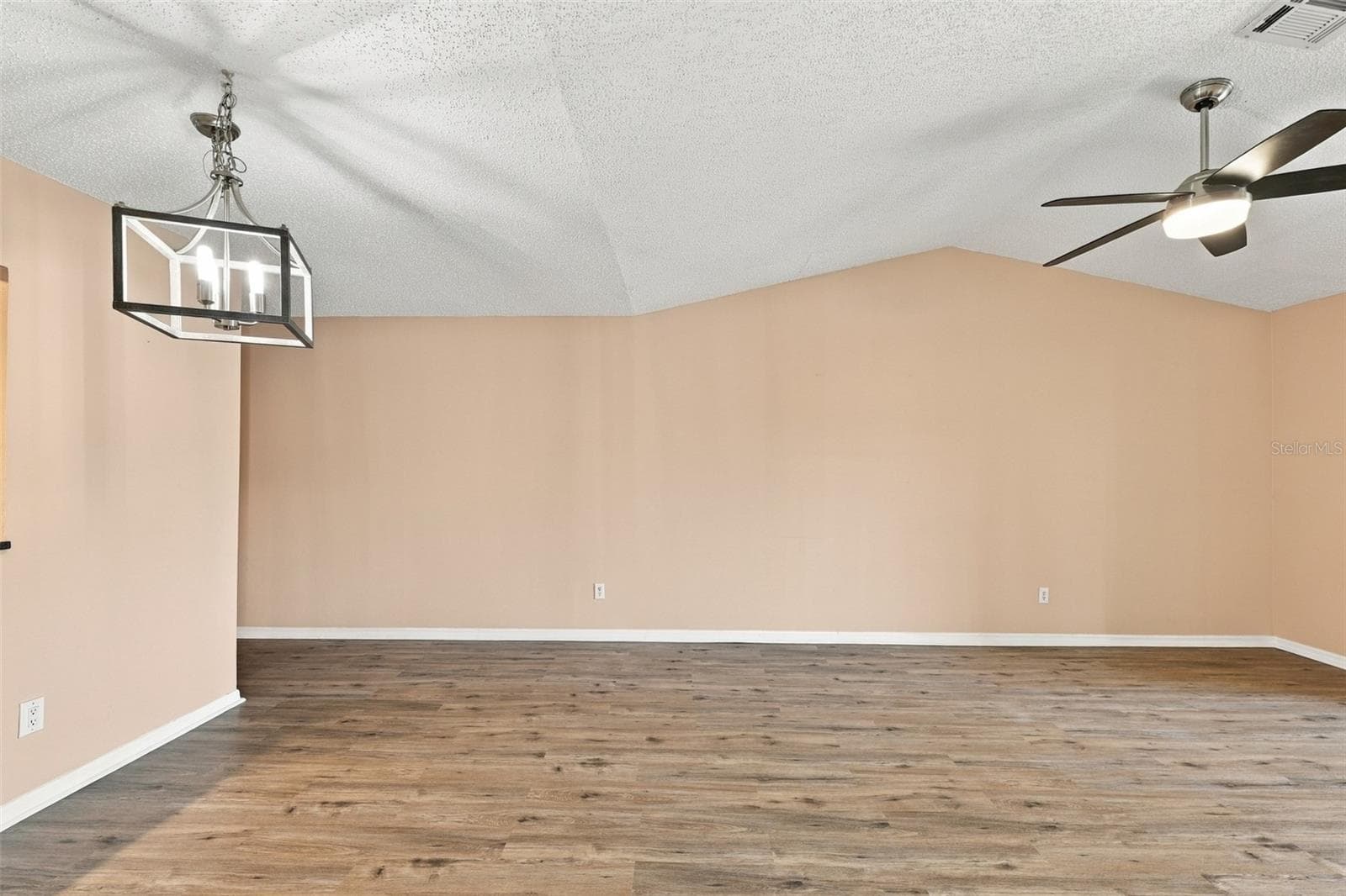Condominium at 3165 LANDMARK DR #724, CLEARWATER, photo 14 of 29