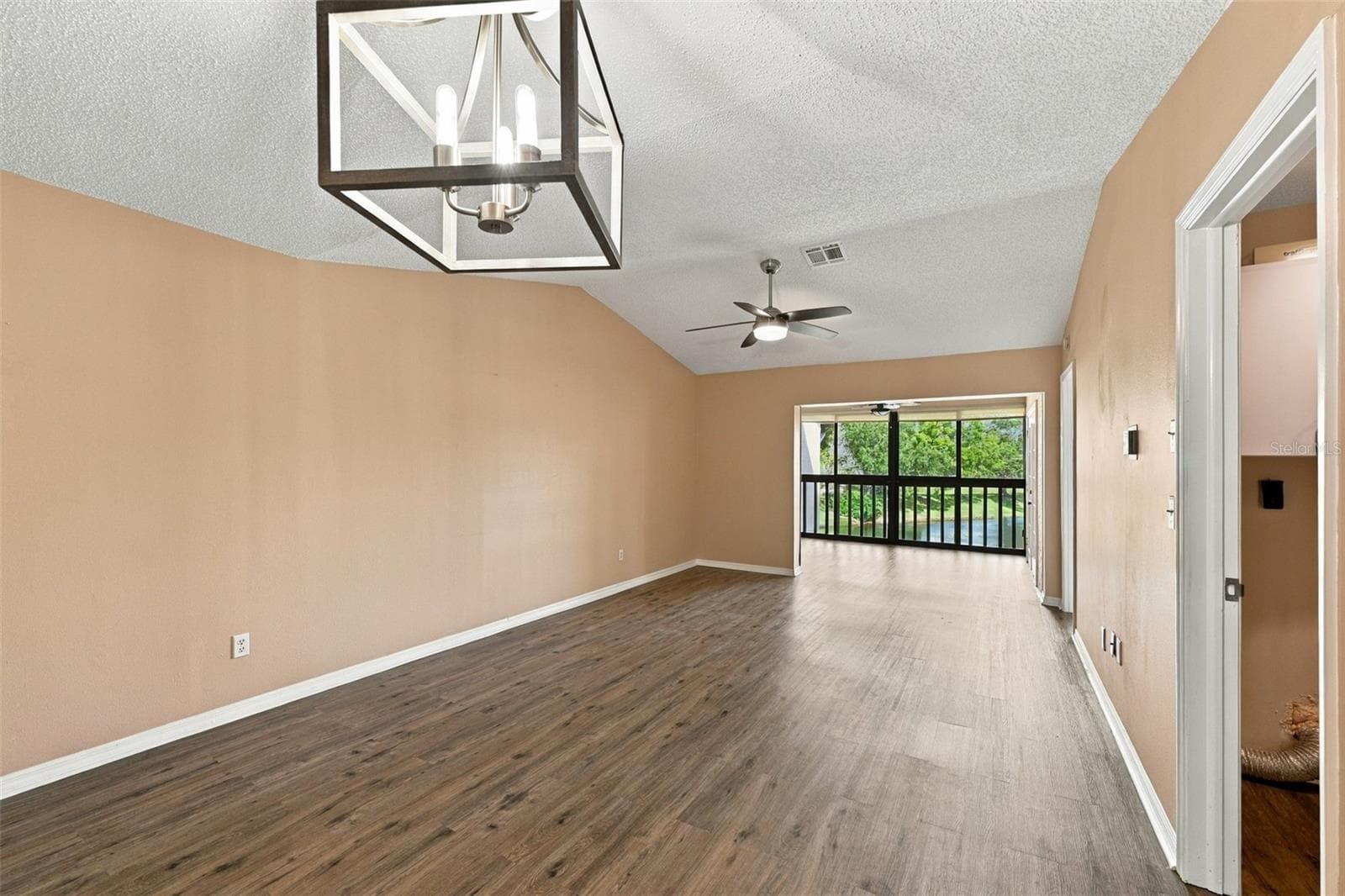 Condominium at 3165 LANDMARK DR #724, CLEARWATER, photo 16 of 29