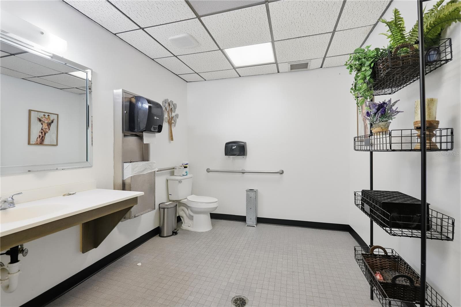 Office at 892 DELTONA BLVD, DELTONA, photo 73 of 83