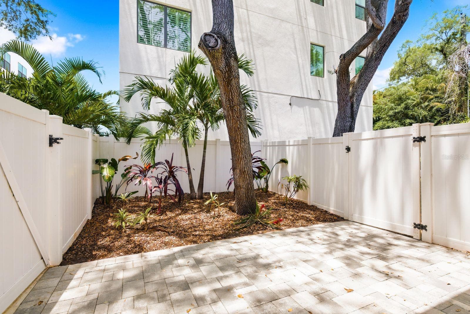 Condominium at 4811 BAYSHORE BLVD #303, TAMPA, photo 57 of 74