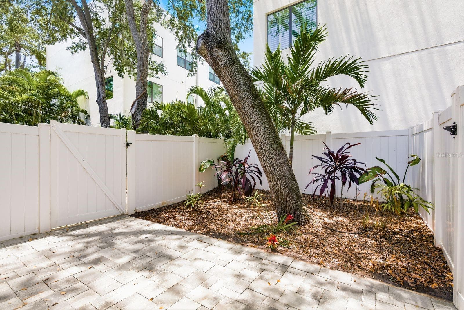 Condominium at 4811 BAYSHORE BLVD #303, TAMPA, photo 61 of 74