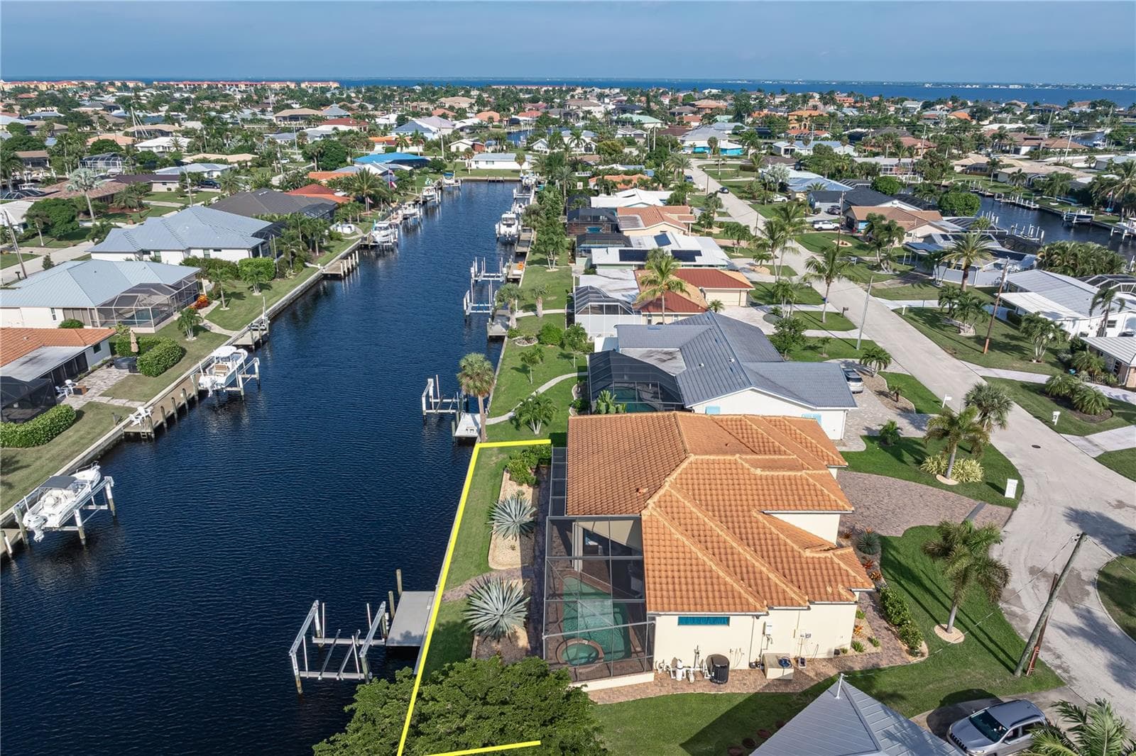 Single Family Residence at 361 DELIDO CT, PUNTA GORDA, photo 11 of 65