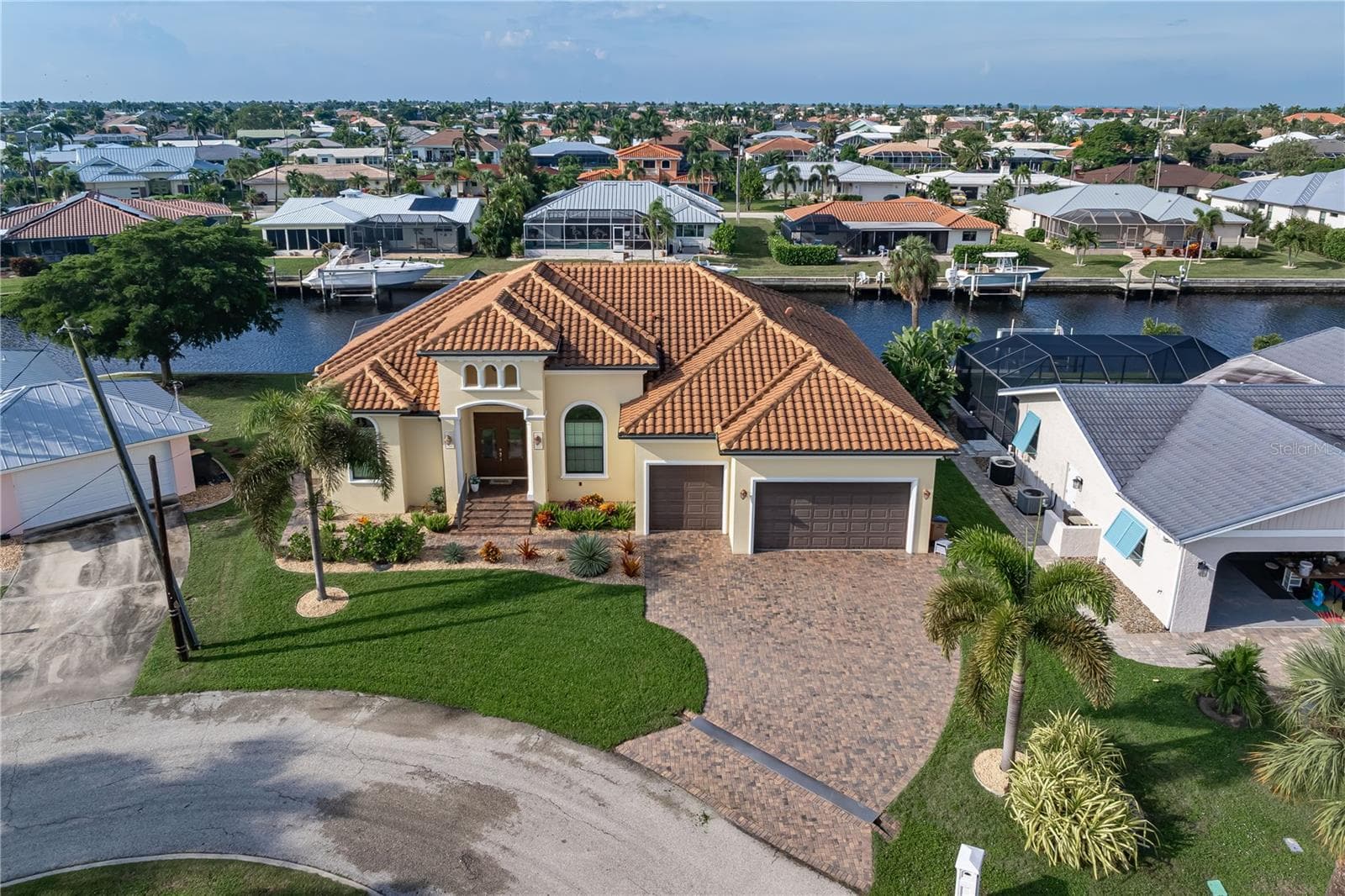 Single Family Residence at 361 DELIDO CT, PUNTA GORDA, photo 17 of 65