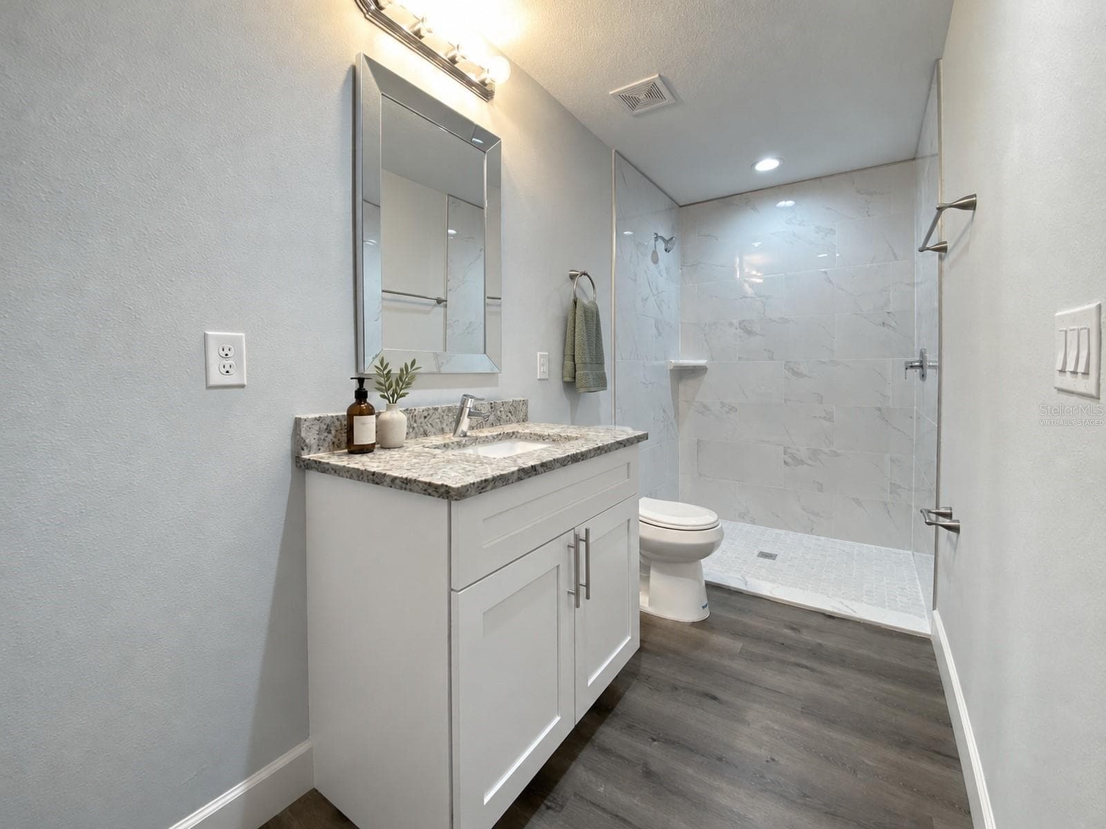 Virtually staged - 9317 AGATE ST, PORT CHARLOTTE