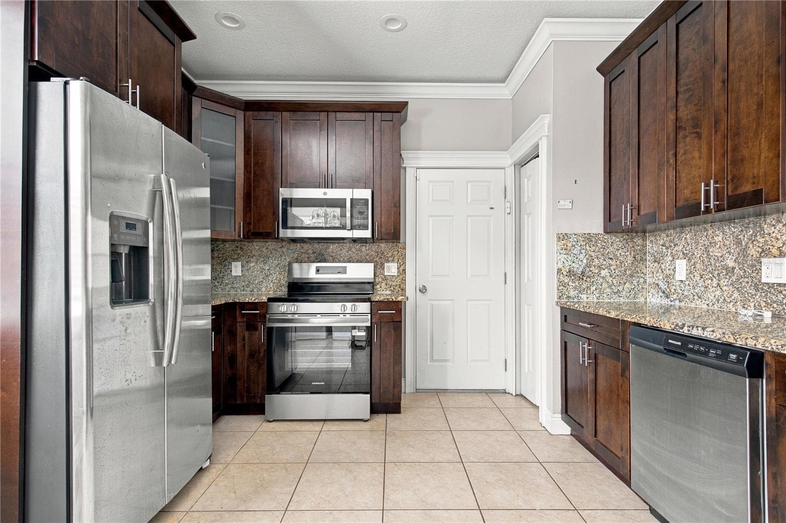 Single Family Residence at 10321 AVELAR RIDGE DR, RIVERVIEW, photo 8 of 30