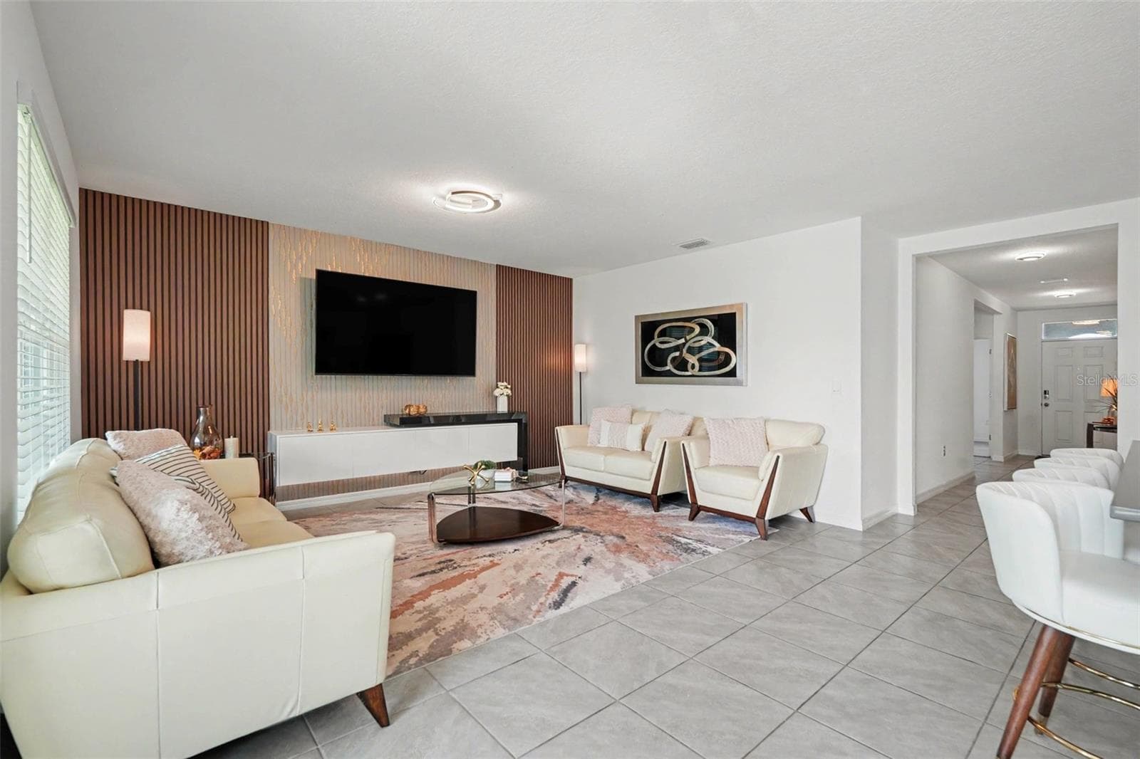 Single Family Residence at 10792 QUAIL GROVE WAY, SAN ANTONIO, photo 10 of 35