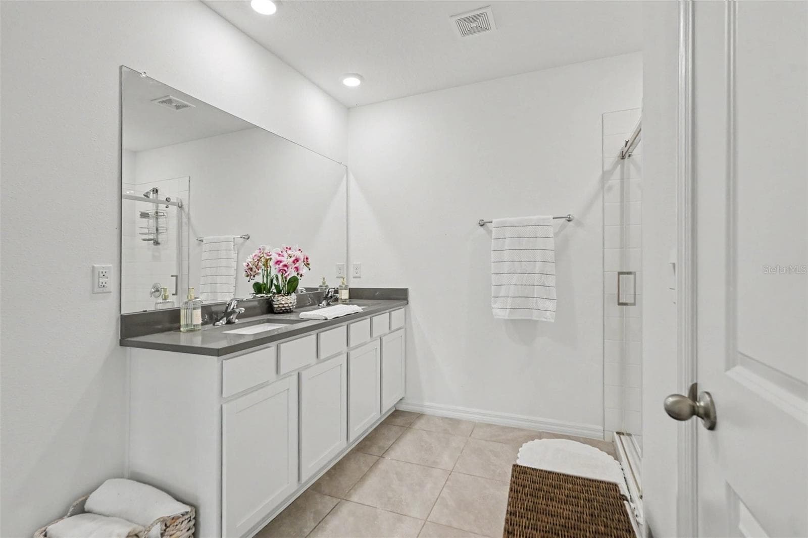 Single Family Residence at 10792 QUAIL GROVE WAY, SAN ANTONIO, photo 21 of 35