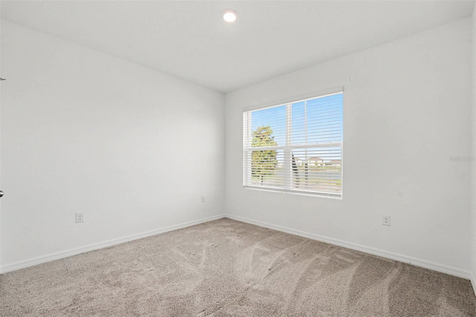 Single Family Residence at 10792 QUAIL GROVE WAY, SAN ANTONIO, photo 23 of 35