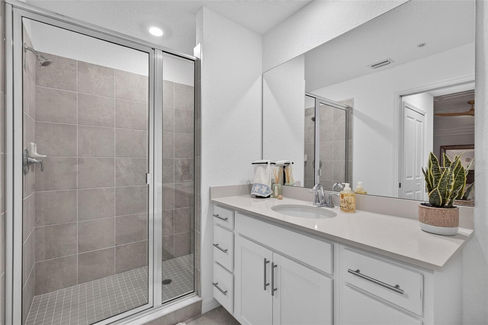 Condominium at 15405 GREEN ACRES AVE #2332, PUNTA GORDA, photo 18 of 33