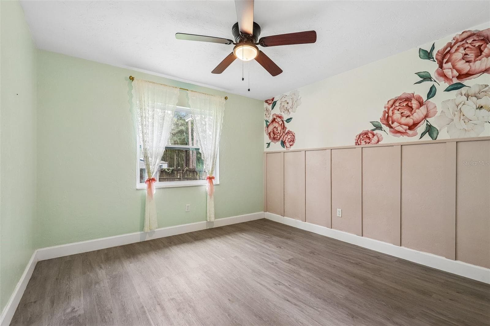 Single Family Residence at 6898 CR 214, MELROSE, photo 28 of 34