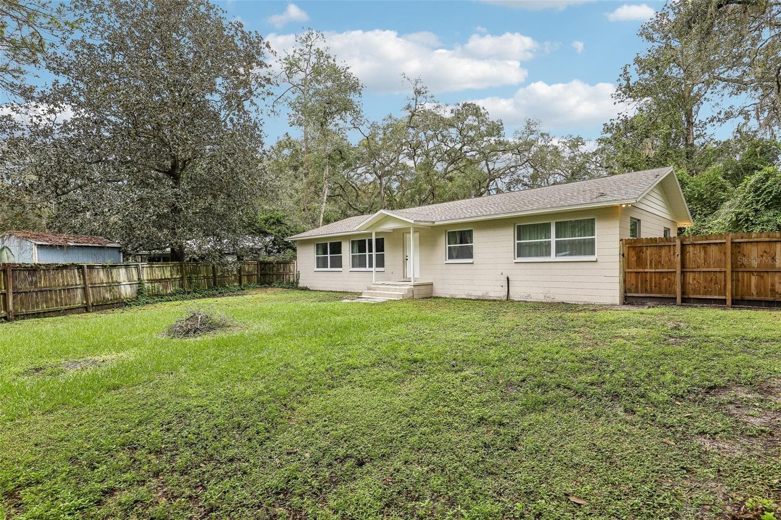 Single Family Residence at 6898 CR 214, MELROSE, photo 31 of 34