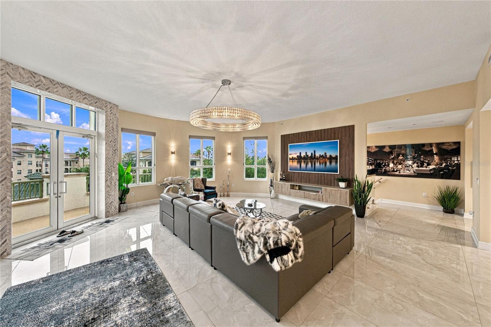 Condominium at 450 KNIGHTS RUN AVE #405, TAMPA, photo 9 of 94