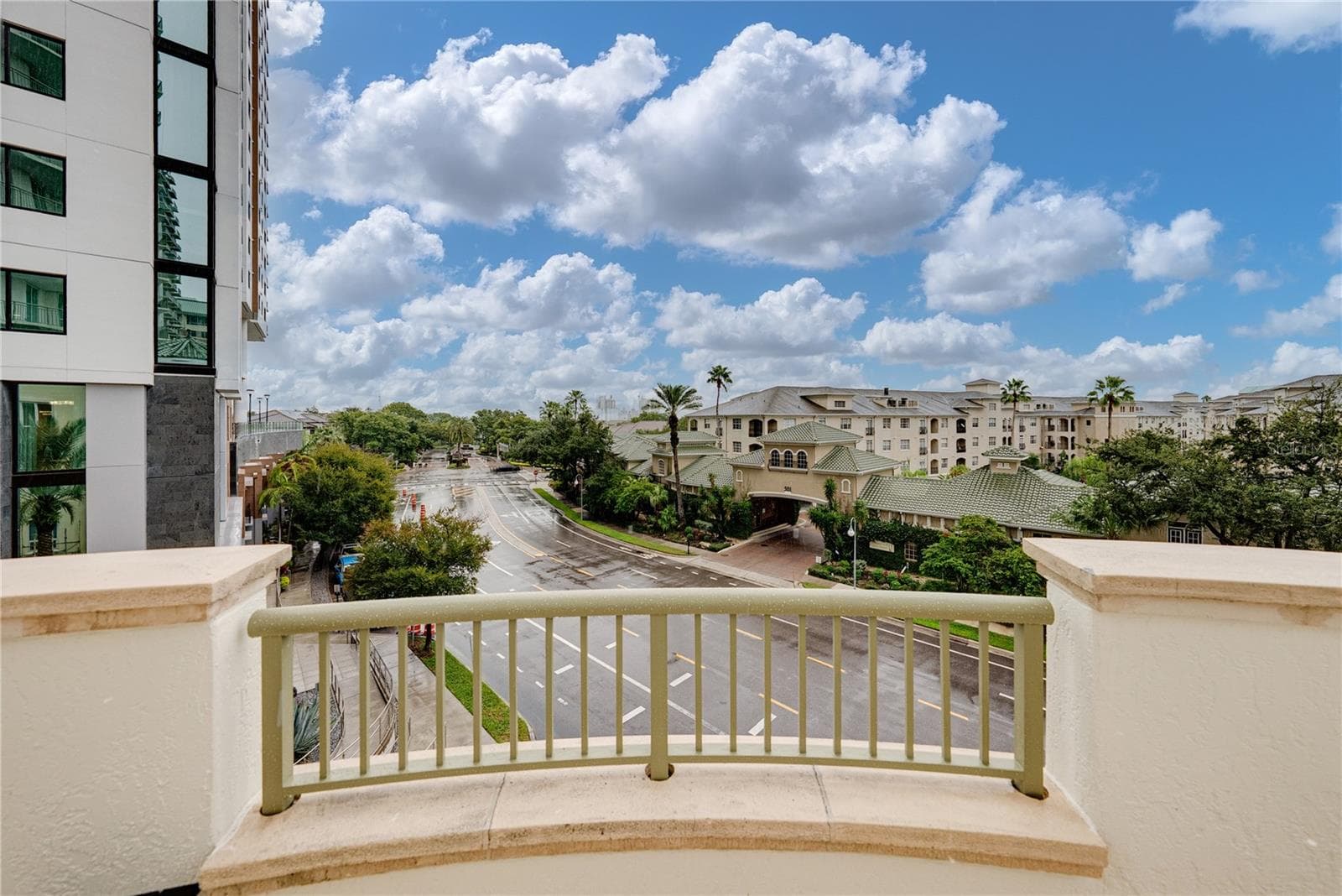 Condominium at 450 KNIGHTS RUN AVE #405, TAMPA, photo 54 of 94