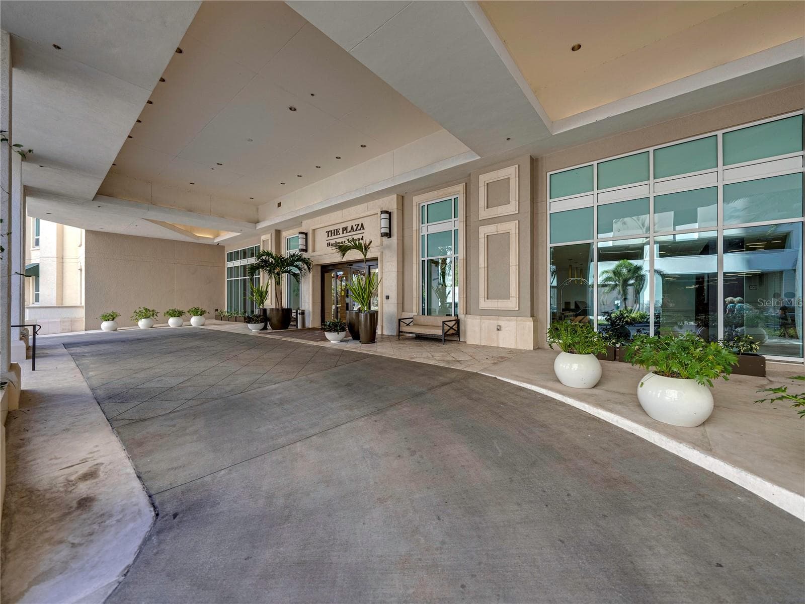 Condominium at 450 KNIGHTS RUN AVE #405, TAMPA, photo 57 of 94