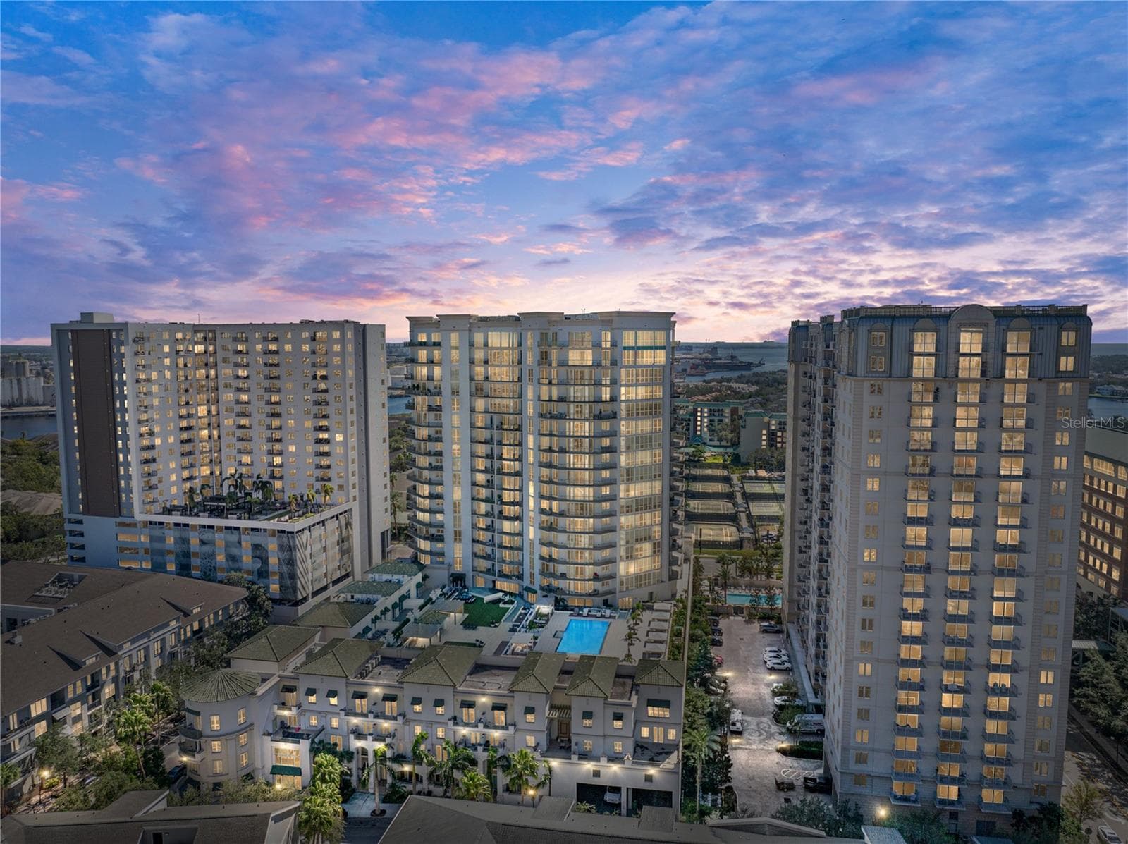 Condominium at 450 KNIGHTS RUN AVE #405, TAMPA, photo 83 of 94