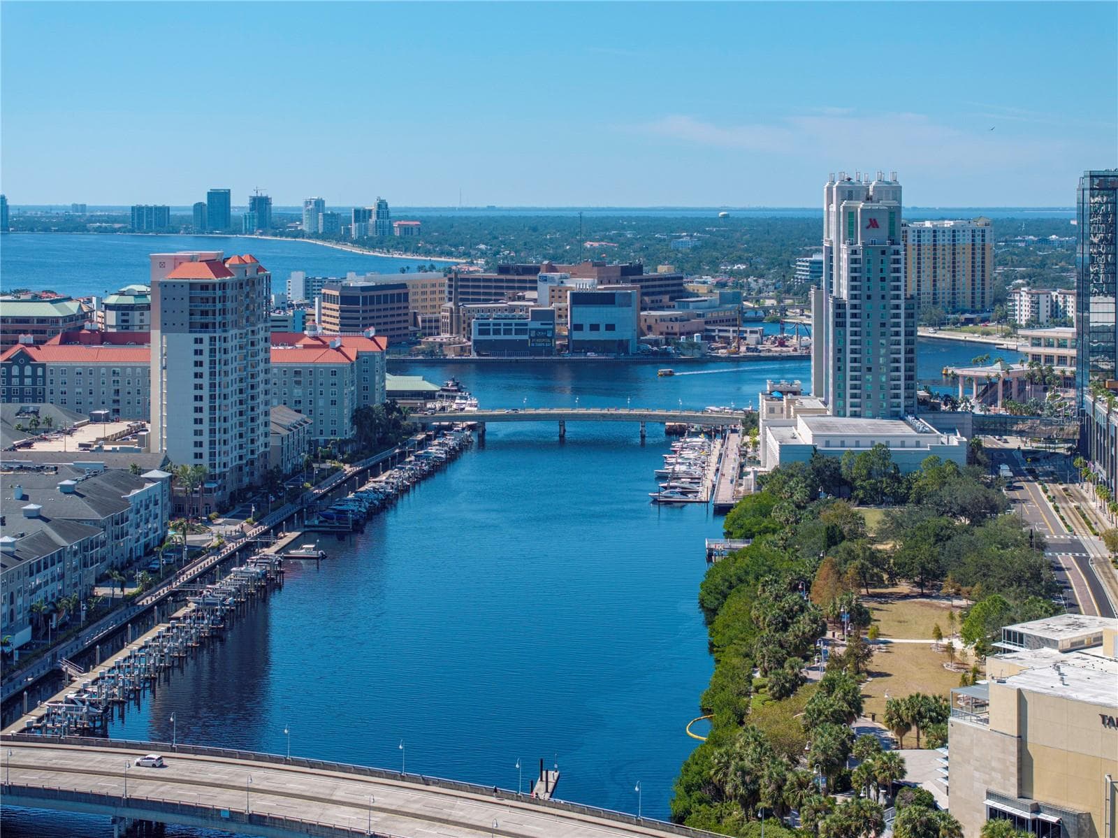 Condominium at 450 KNIGHTS RUN AVE #405, TAMPA, photo 87 of 94