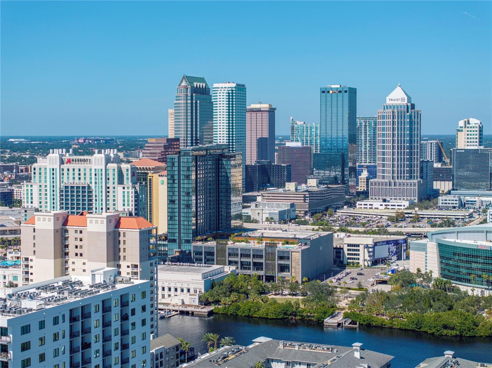 Condominium at 450 KNIGHTS RUN AVE #405, TAMPA, photo 90 of 94