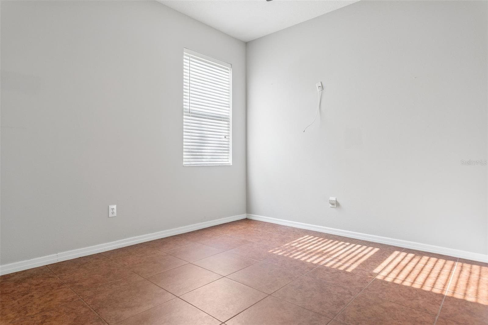 Single Family Residence at 5727 GOLDEN OWL LOOP, LAND O LAKES, photo 13 of 32